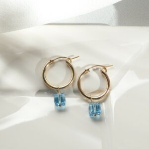 Boucles d'oreilles créoles HESPÉRIDE cristal aquamarine